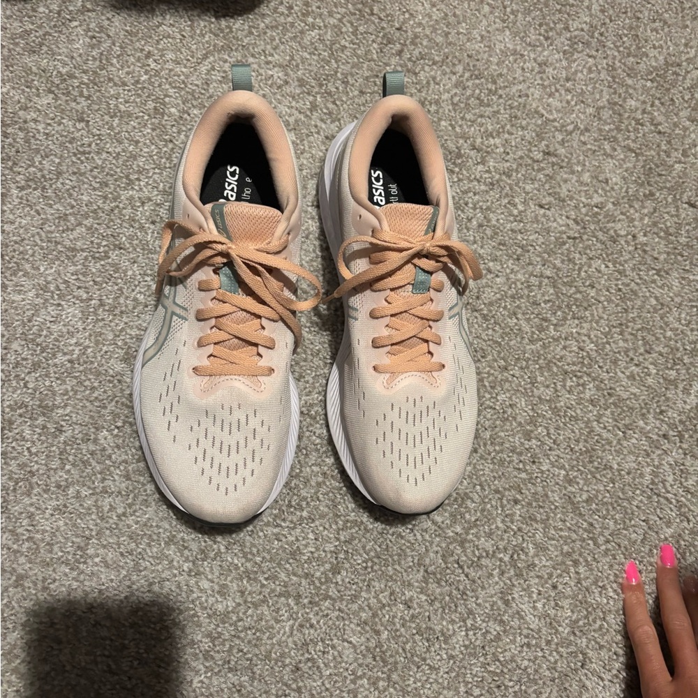 ASICS Women's Beige and Gray Athletic Shoes